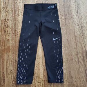 Nike Pro Crop